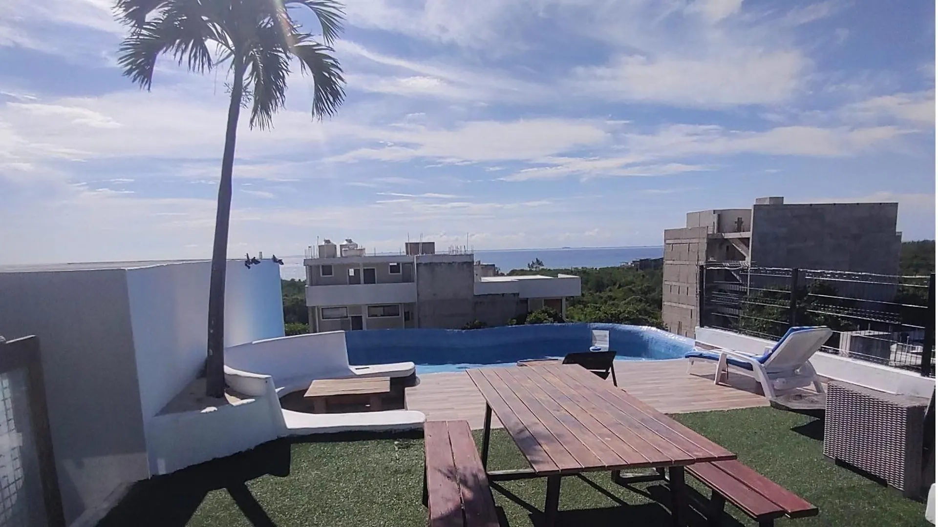 Hotel Oyo Brisas Del Mar Playa del Carmen 3*,
